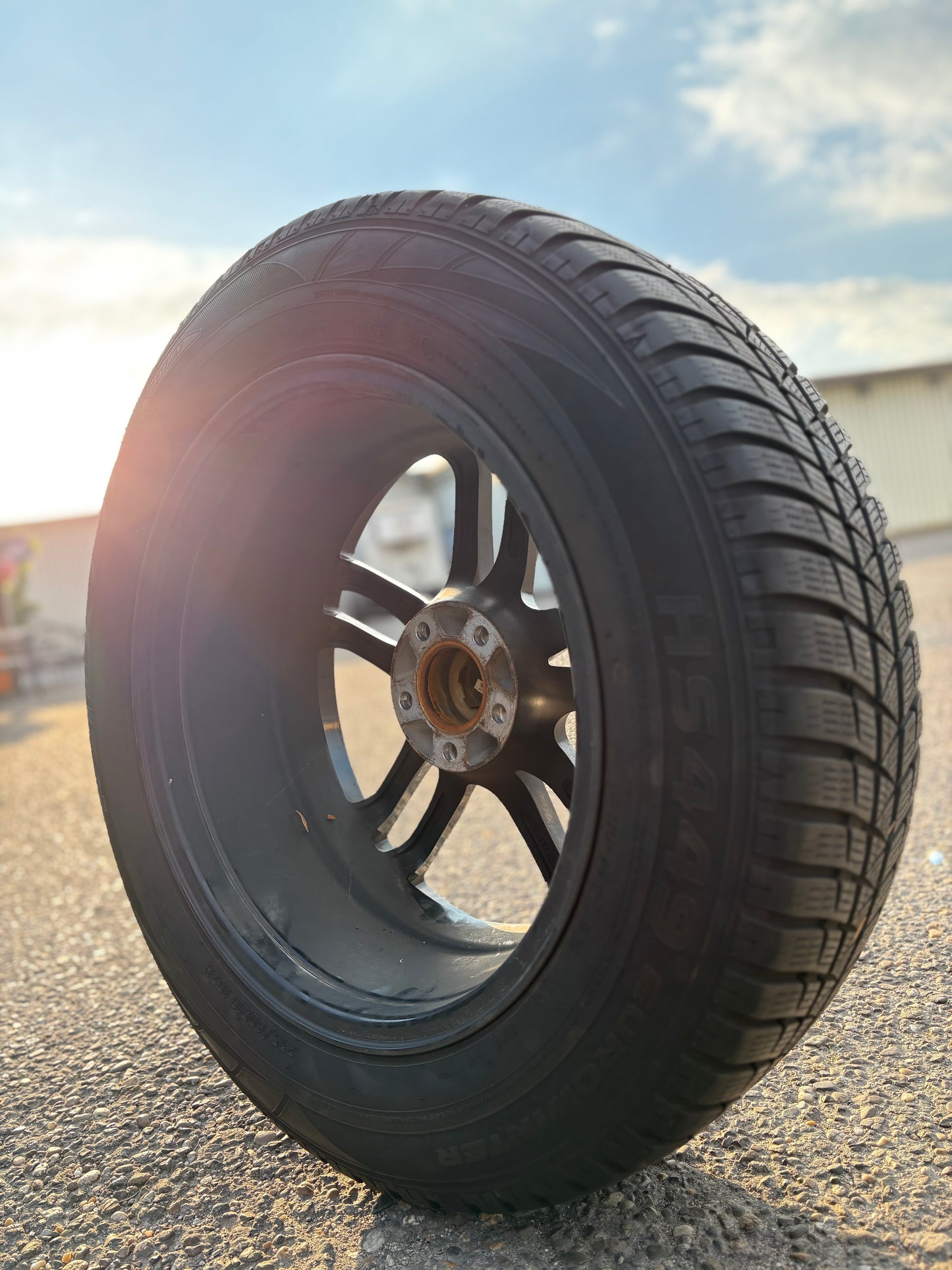 4x
R³ Wheels R3H01 black in 18 Zoll inkl. Winterreifen