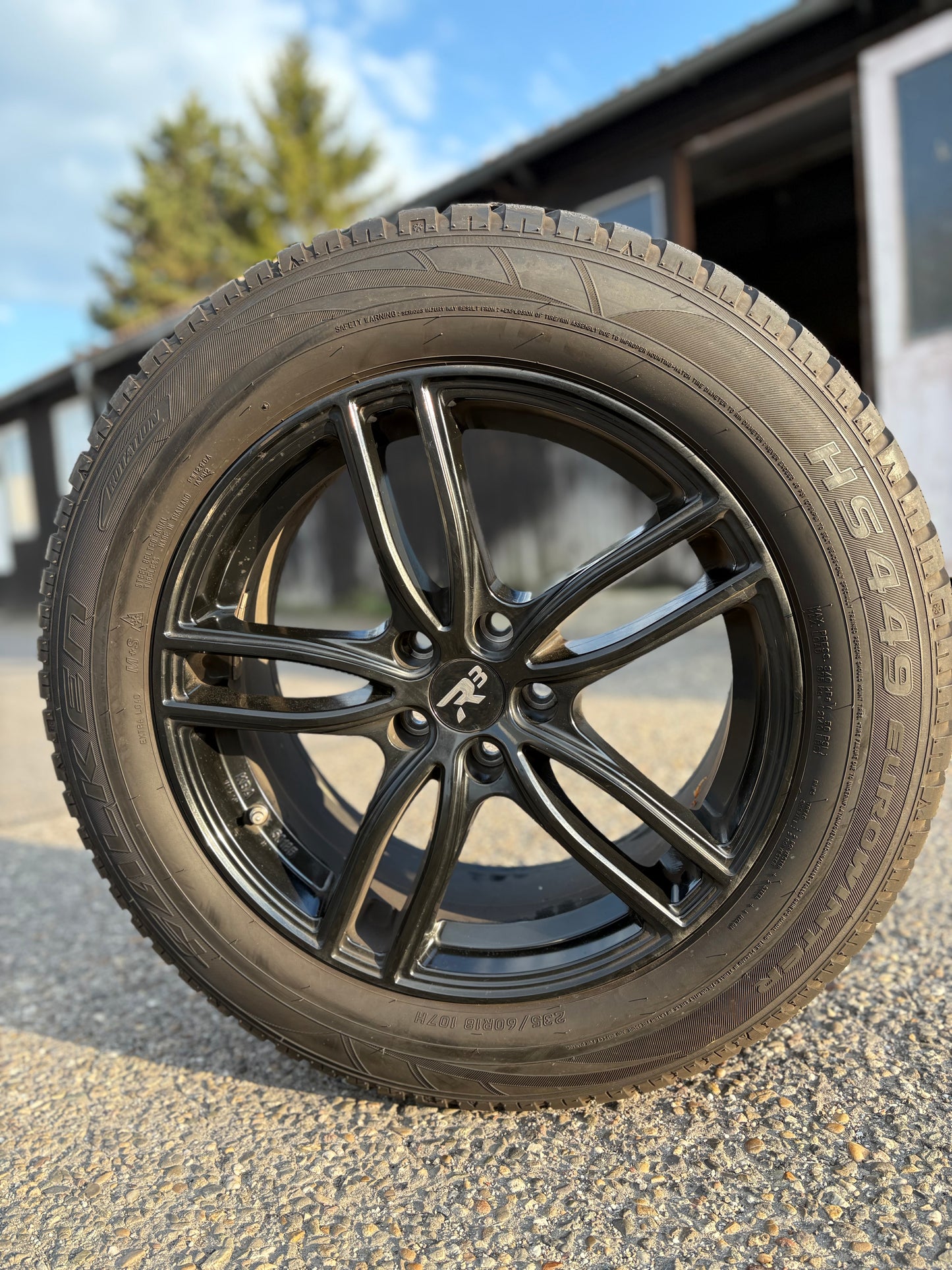 4x
R³ Wheels R3H01 black in 18 Zoll inkl. Winterreifen