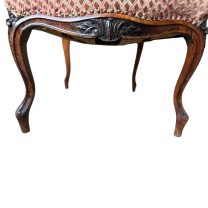 Antike Barock-Stühle (2er-Set) – Louis XV Stil, Rosé-Velours & Holzschnitzung